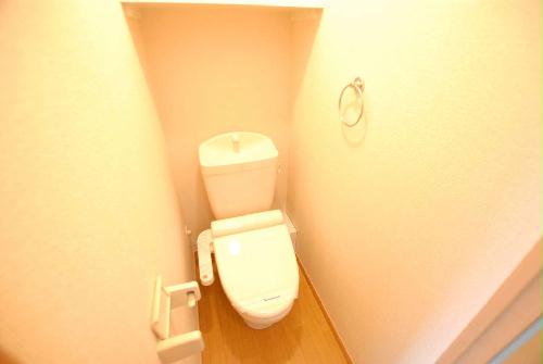 トイレ　同タイプ写真の為、現況優先。