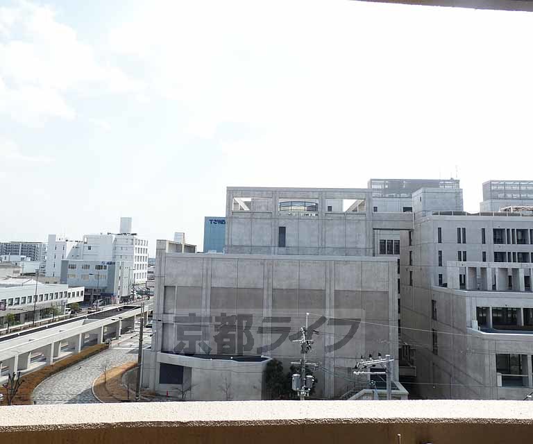 【京都市南区上鳥羽高畠町のマンションの眺望】