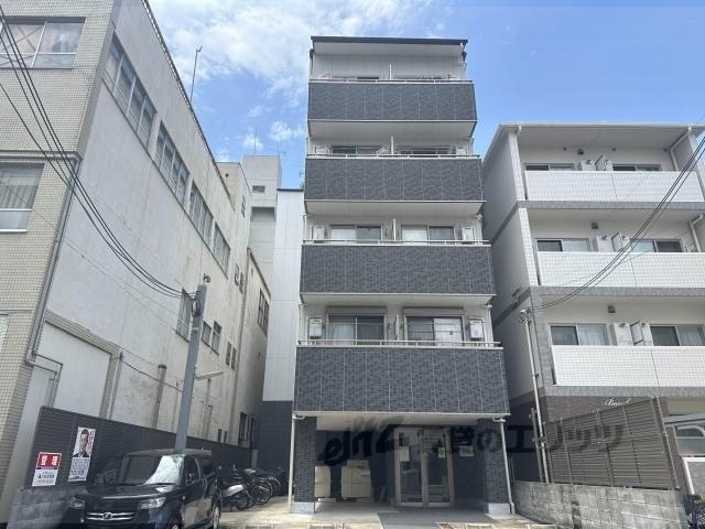 フラッティＫ＆Ｓの建物外観