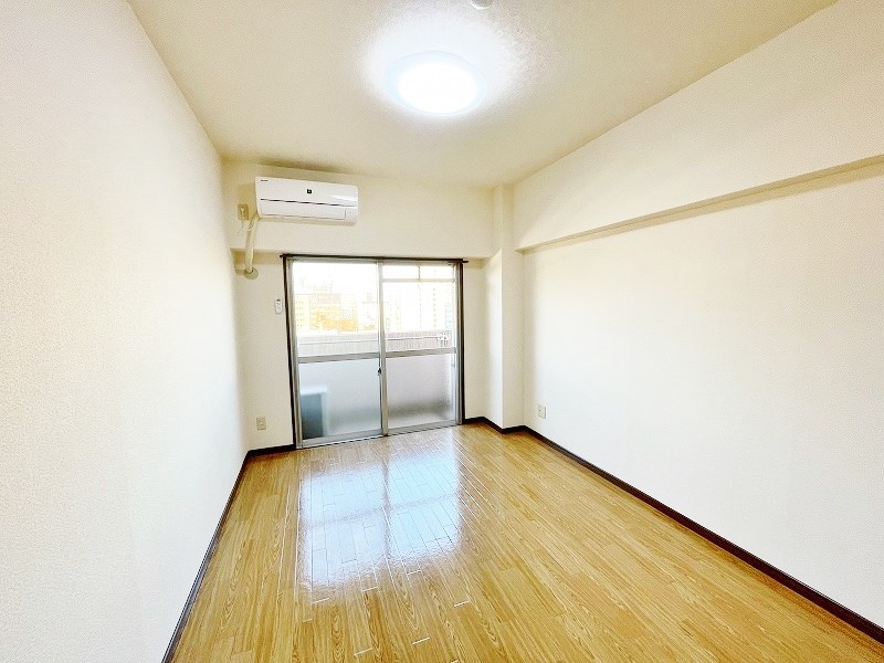 居室・リビング　★洋室7.5帖★