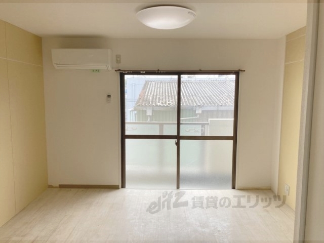 居室・リビング　洋室