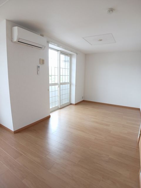 ロンジャルダン2_内装_0