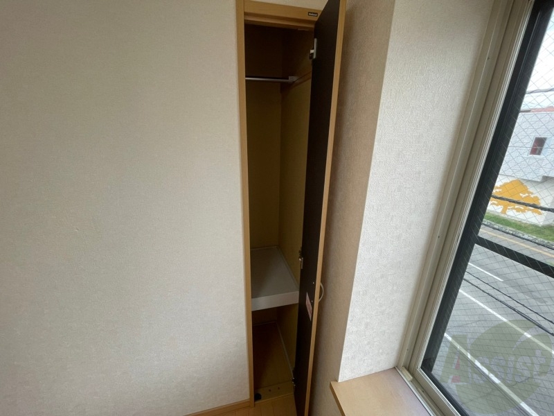 収納　クローゼットがありました。お洋服や荷物はここへ
