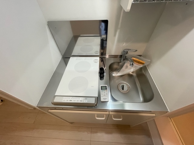 キッチン　同施工会社新築参考画像