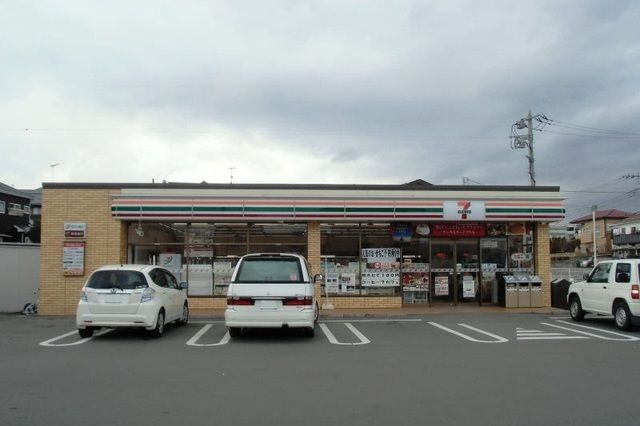 コンビニ　セブンイレブン御殿場市御殿場店（コンビニ）まで500m