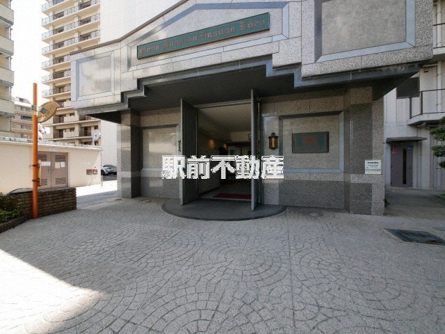 ＪＲ鹿児島本線 大野城駅 徒歩3分 14階建 築32年の玄関写真