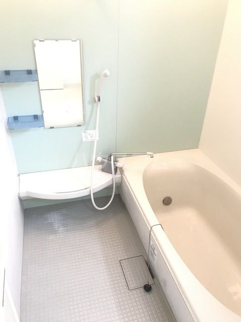 バス・シャワールーム