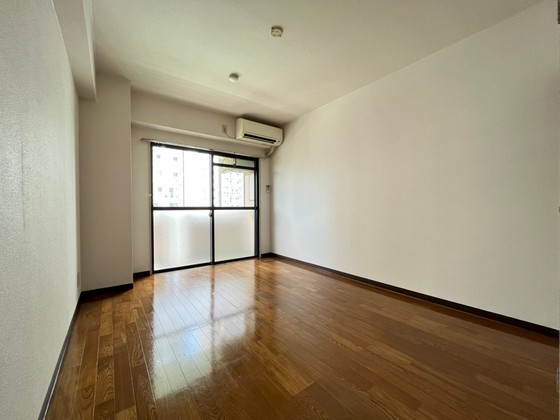 居室・リビング　※別部屋の写真です