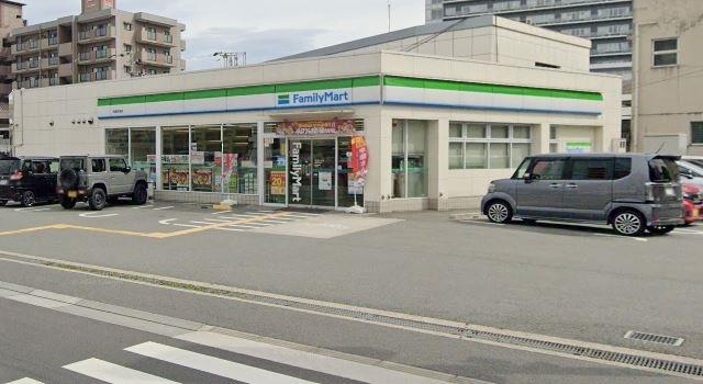 コンビニ　ファミリーマート神屋町南店（コンビニ）まで305m