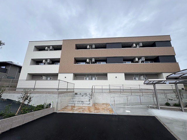 ＪＲ片町線 藤阪駅 徒歩4分 築1年