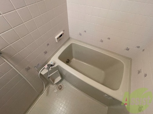 バス・シャワールーム　追焚機能が付いているので、寒い冬もすぐに体が温まりますね。