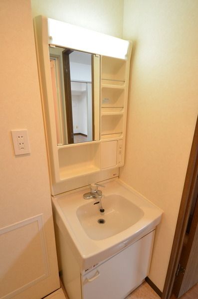 洗面設備　★お部屋探しは株式会社タウンハウジング東京まで★