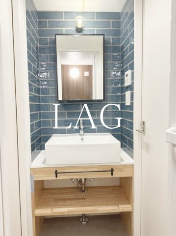 洗面設備　独立洗面台です。