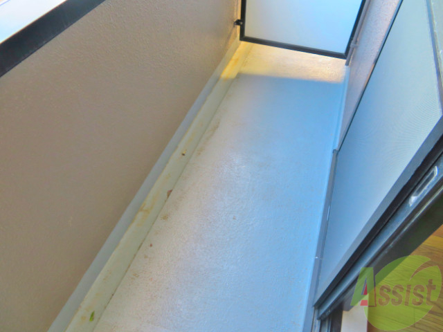 バルコニー　南向きのバルコニーは陽当たりも良いですよ。