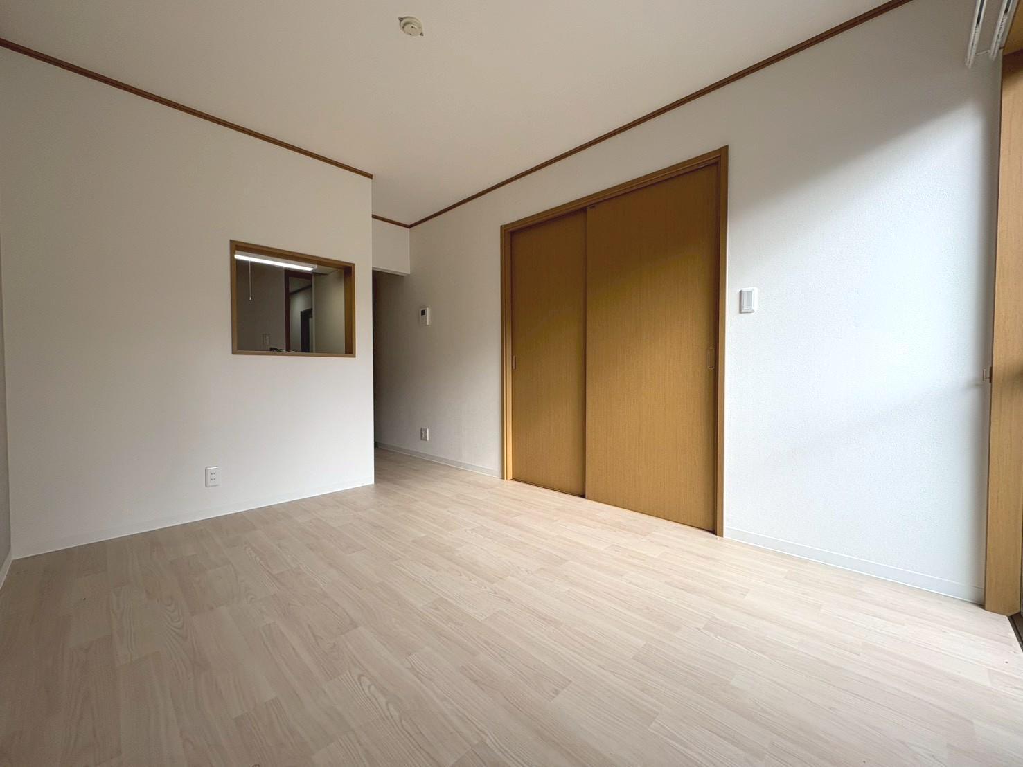 居室・リビング　9.8帖のリビングダイニングです