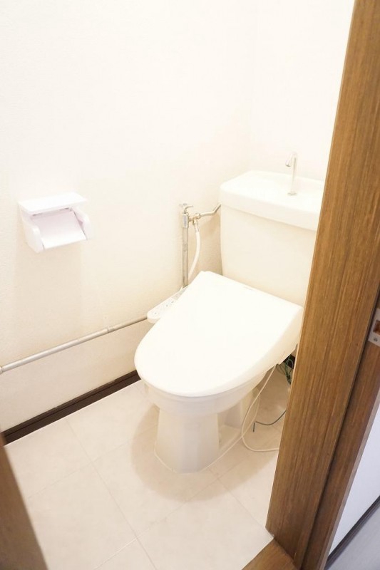 トイレ　トイレ