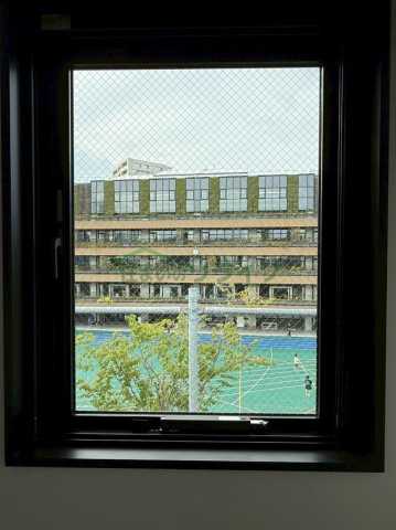 バルコニー　別階層の参考写真になります。