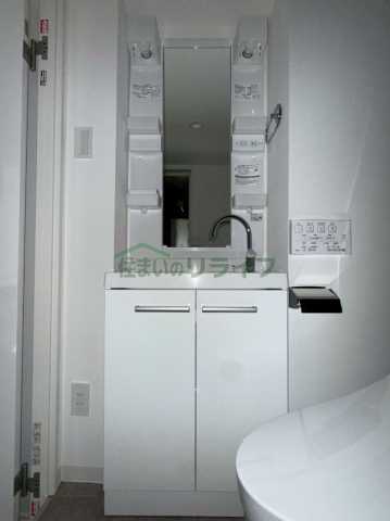 洗面設備　別階層の参考写真になります。