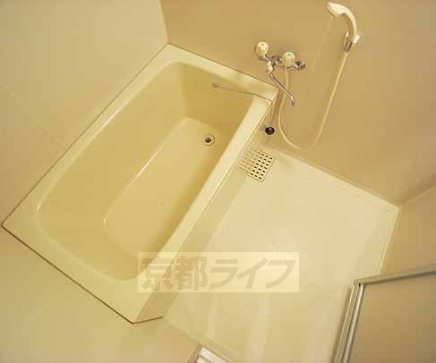 バス・シャワールーム　ゆったりセパレート。