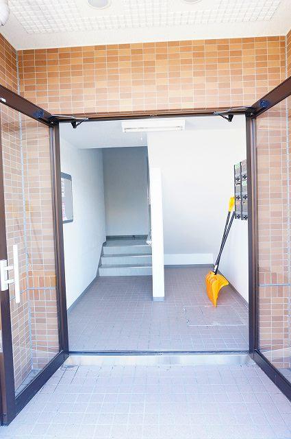 エントランス　エントランス