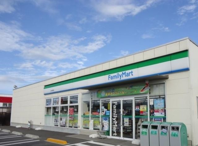 コンビニ　ファミリーマート神門店（コンビニ）まで1100m