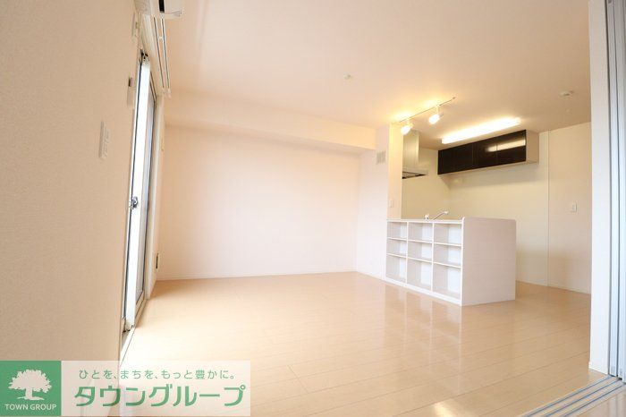 居室・リビング　お問合せはタウンハウジングまで！※現地待合わせ相談可能