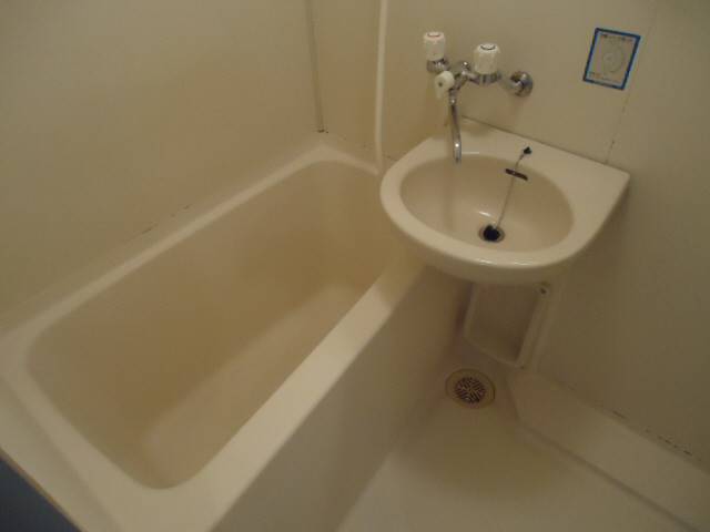 バス・シャワールーム　浴室