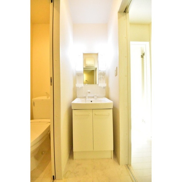 洗面設備　当社提携物件の為、どこよりも安く早く安心してご契約できます。