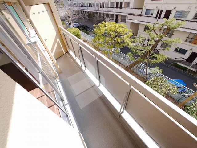 鶴甲コーポ26号館の内装写真