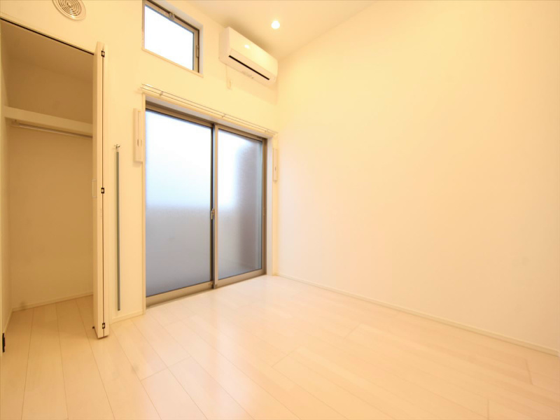 バルコニー　洋室6帖　ロフト5.9帖（収納にも寝室にも使えます）