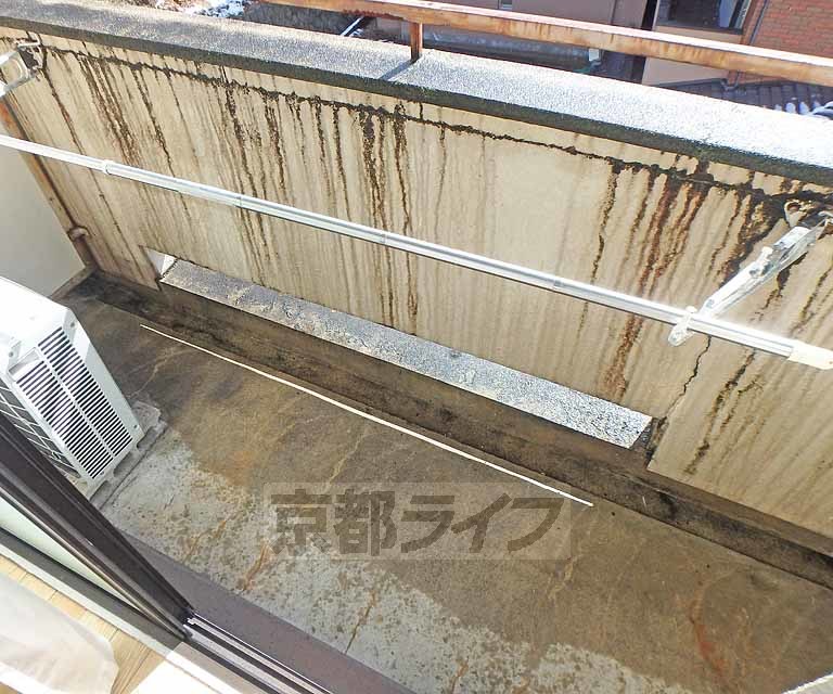 バルコニー　風当りの良いバルコニーです。