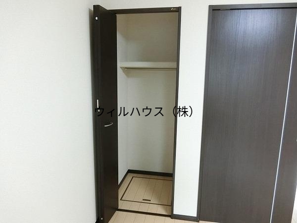 収納　洋室収納！