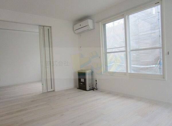 居室・リビング　☆10.3帖の広々としたリビングです！