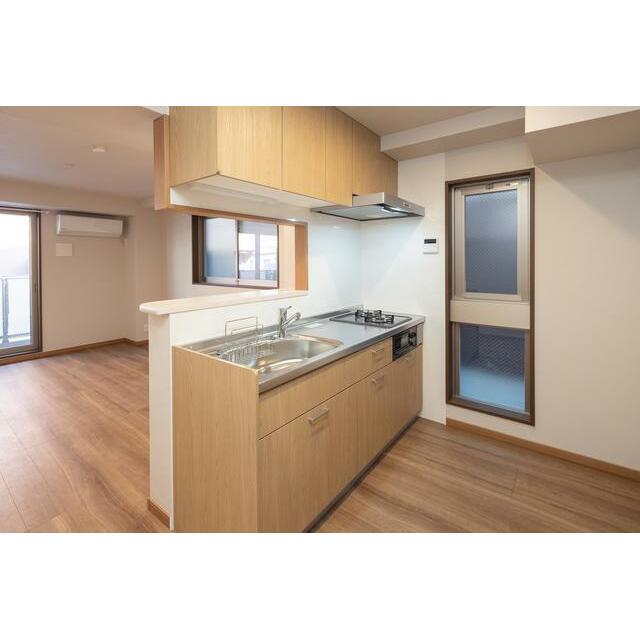 キッチン　※写真は同タイプ住戸です。