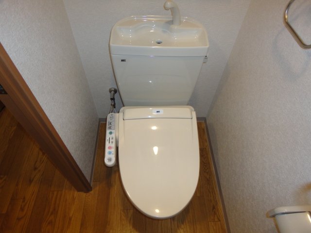 トイレ　シャワー付トイレ（イメージ）