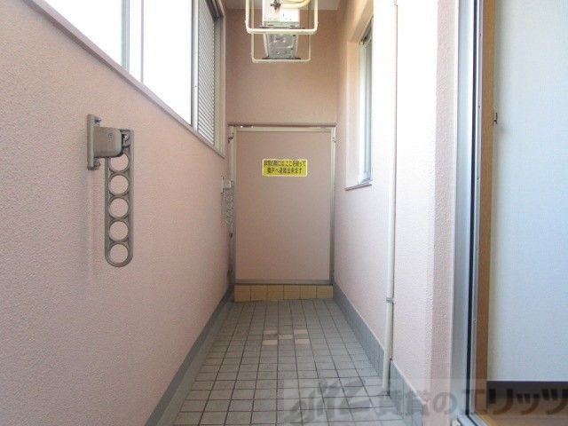 バルコニー　エントランス