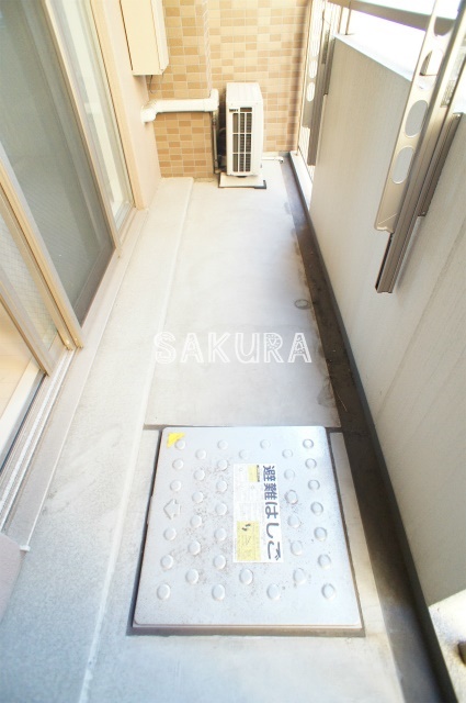 バルコニー　便利で嬉しいバルコニー付きです♪