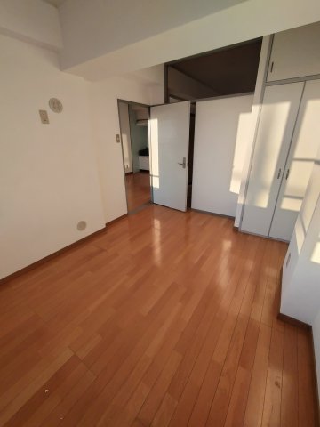 居室・リビング　6畳洋室