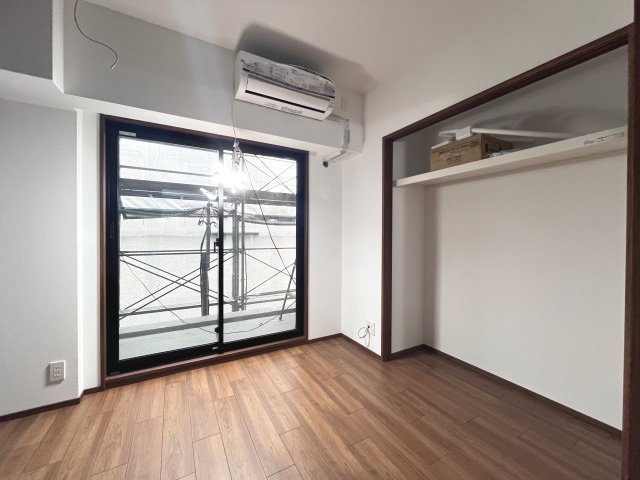 その他部屋・スペース　建築中の写真です。また写真は2号タイプのものです。