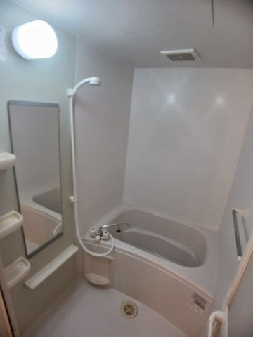 バス・シャワールーム　きれいなお風呂です