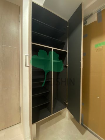 玄関　下駄箱もしっかりついてます！