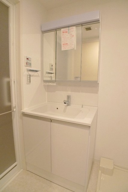 洗面設備　シャンプードレッサー