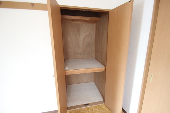 収納　※別部屋の写真です