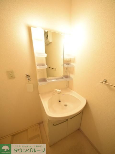 洗面設備　朝便利な独立洗面台