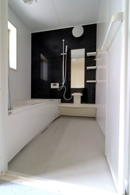 バス・シャワールーム　図面と現状に相違がある場合には現状を優先