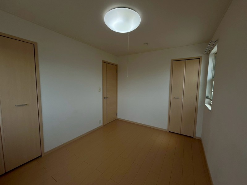 洗面設備　お洒落な洗面台を完備しています