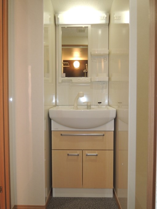 洗面設備　※別号室の参考写真になります。