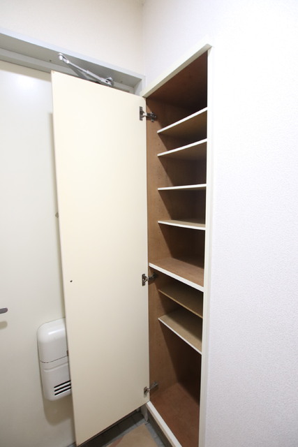 玄関　シューズボックス