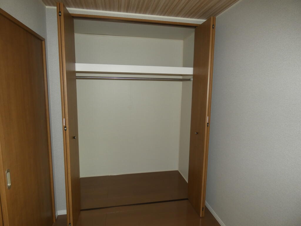 収納　クローゼット