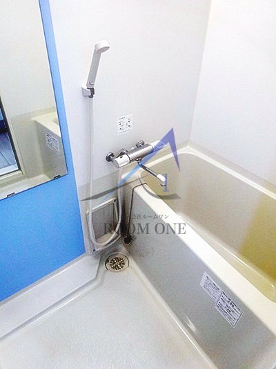 バス・シャワールーム　お風呂です。